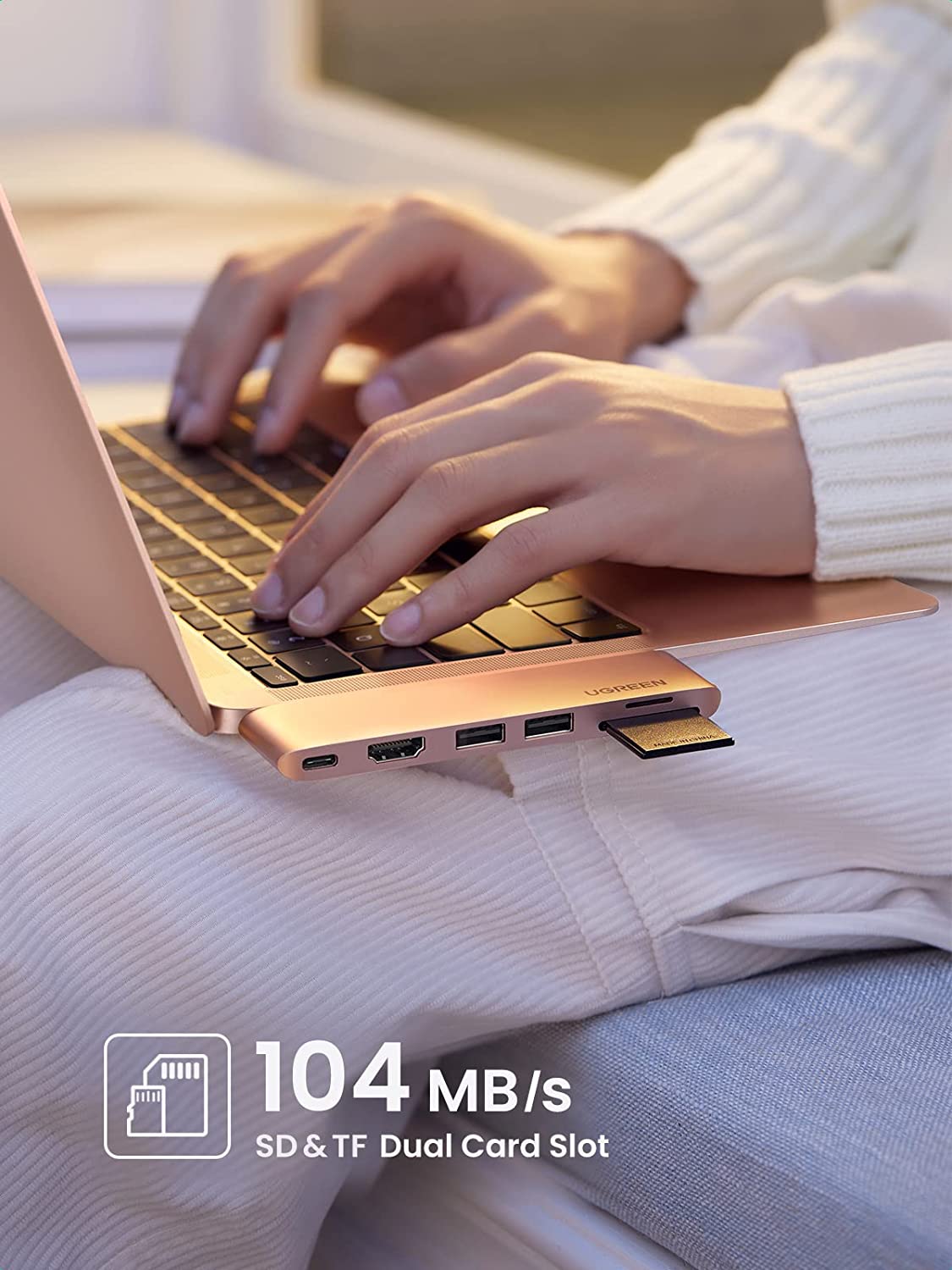 UGREEN 6-in-2 USB-C Hub for MacBook Pro - Image 9